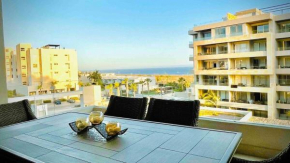 condo vista al mar , asador en terraza privada!